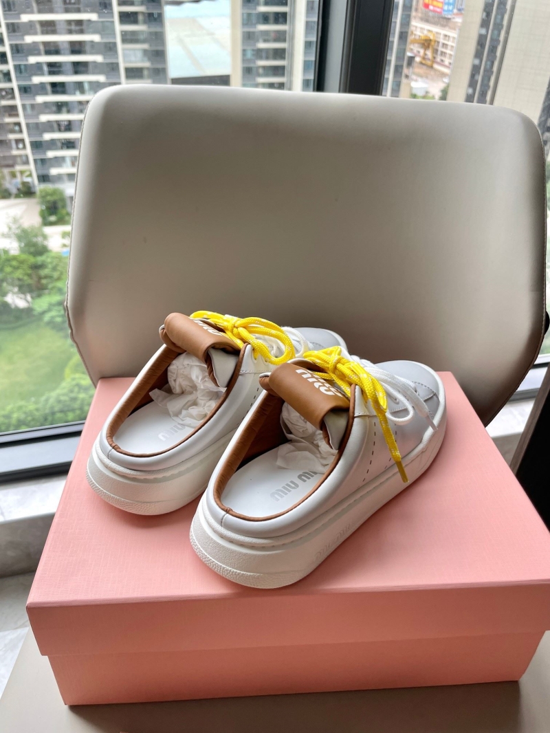 Miu Miu Casual Shoes